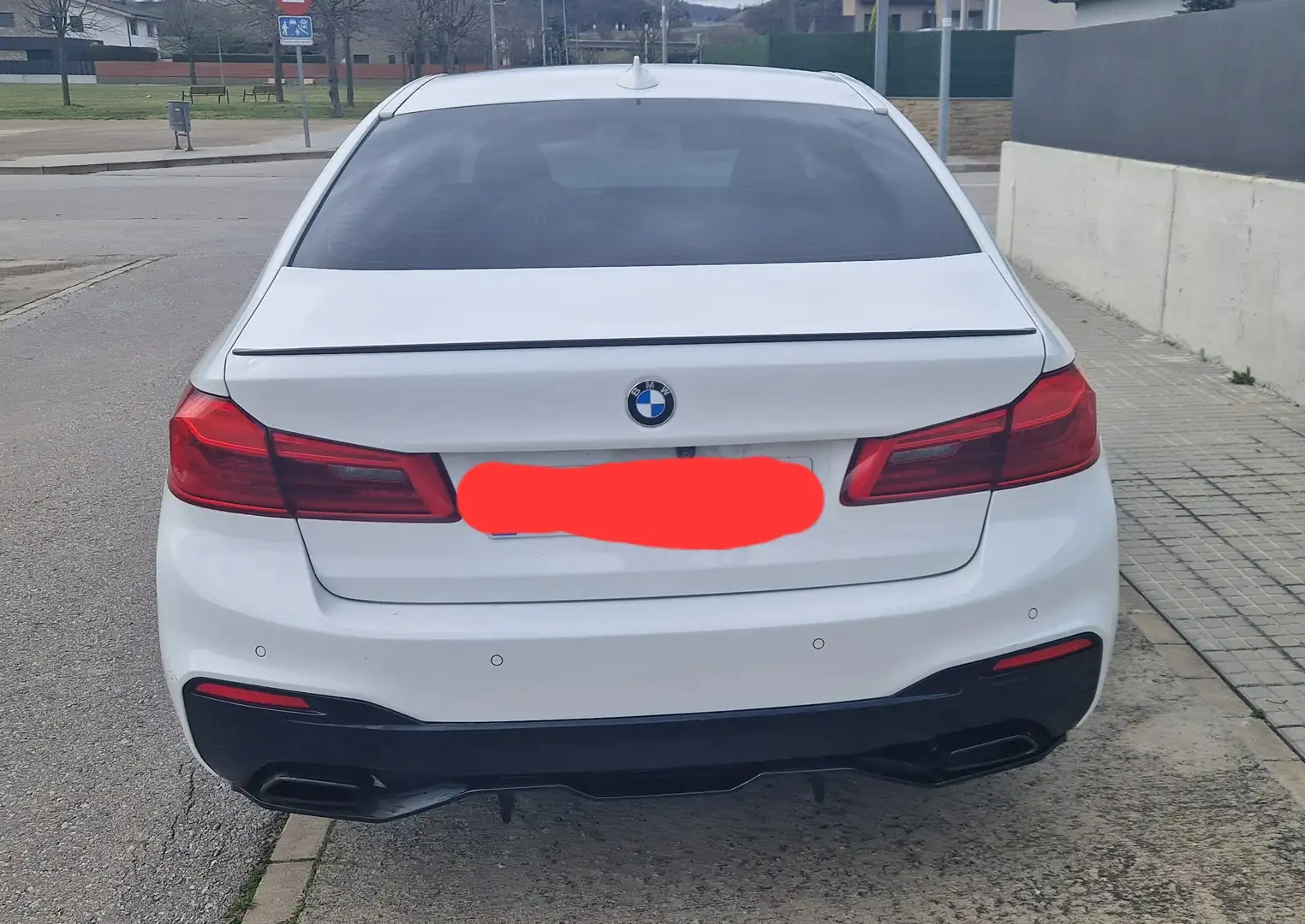 BMW 540 540iA Bílá - 2