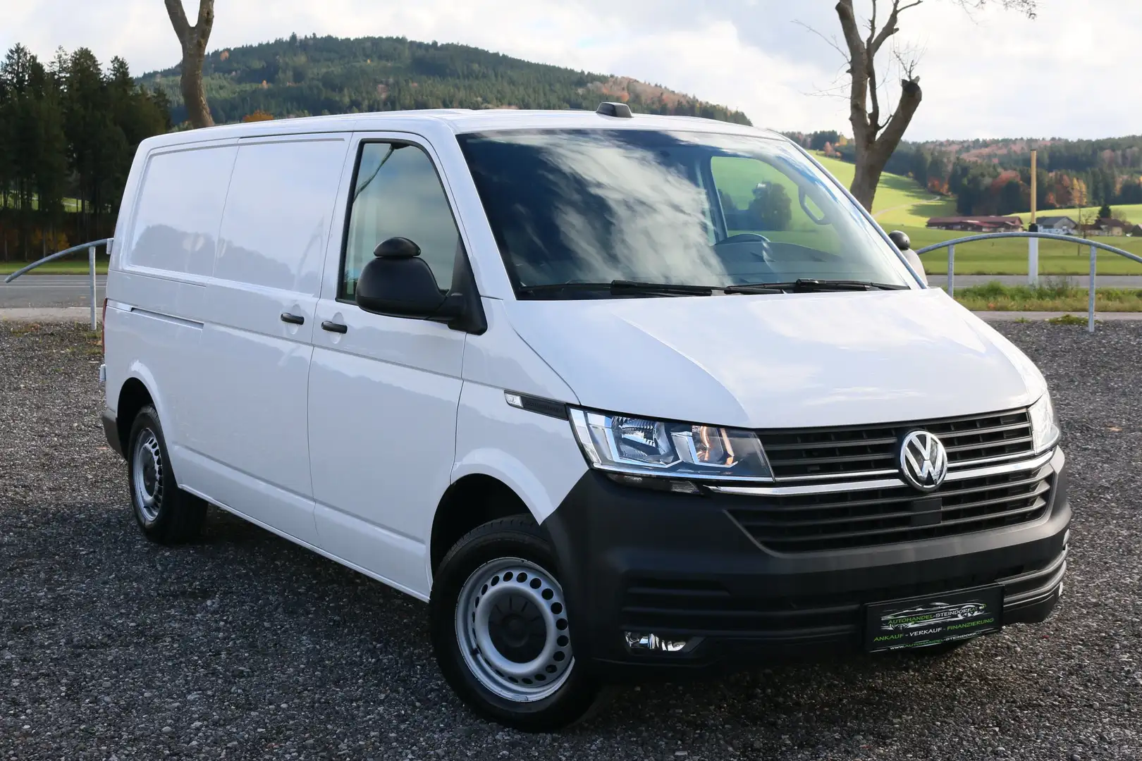 Volkswagen T6.1 Transporter Lang*TRAUM AUSSTATTUNG* Wit - 1