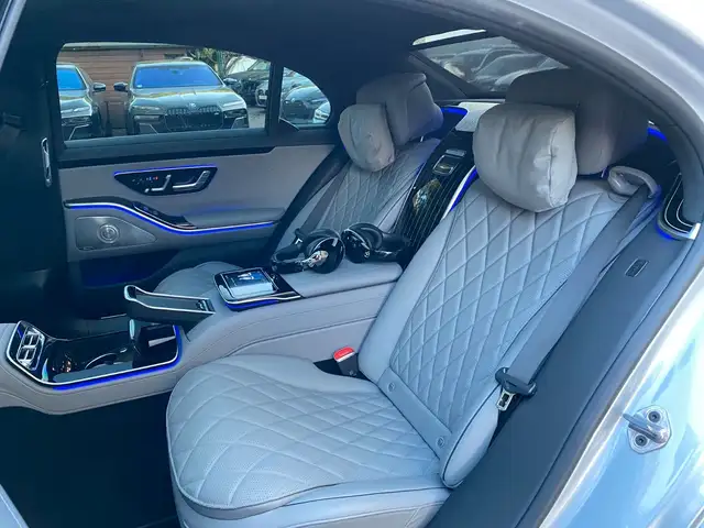 Mercedes-Benz S 400