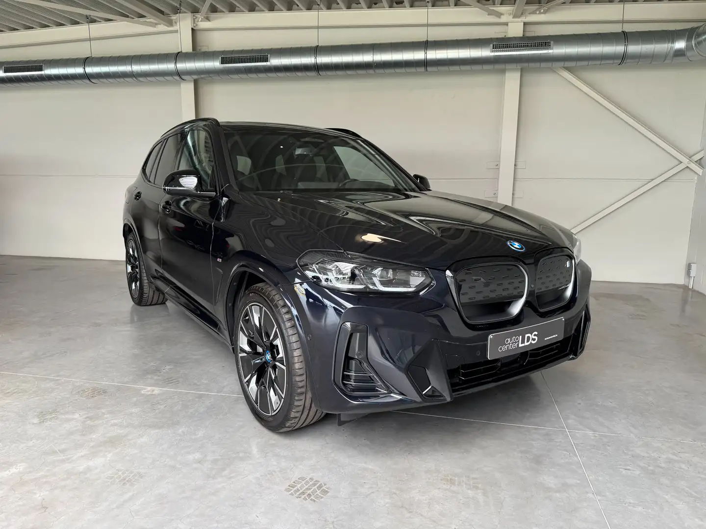 BMW iX3 iX3 Impressive- Full Option- M-Pakket - als nieuw! Schwarz - 1