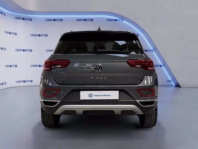 Volkswagen T-Roc view 6