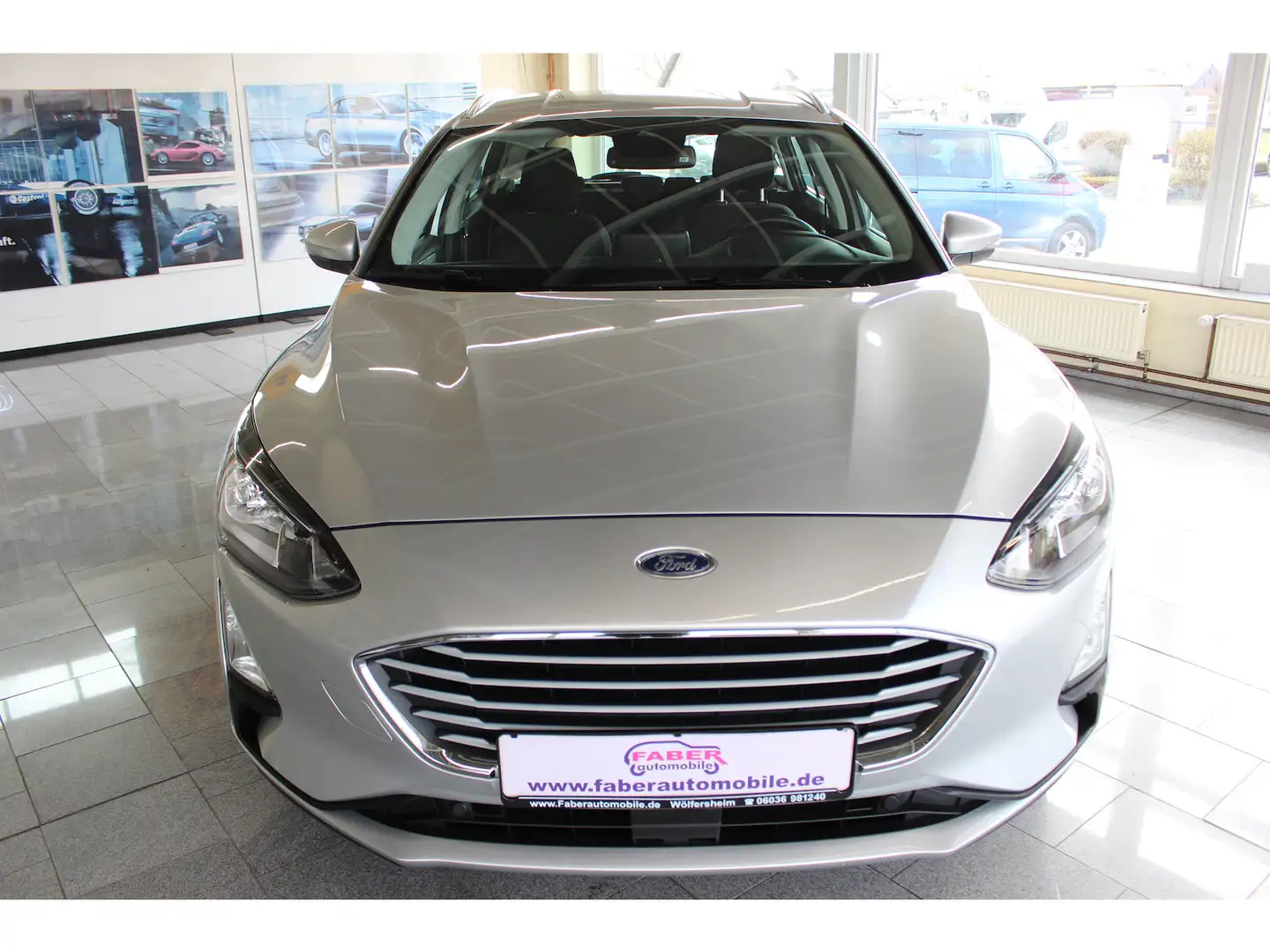 Ford Focus Cool & Connect,Top-Ausstattung,Top-Zustand Plateado - 2