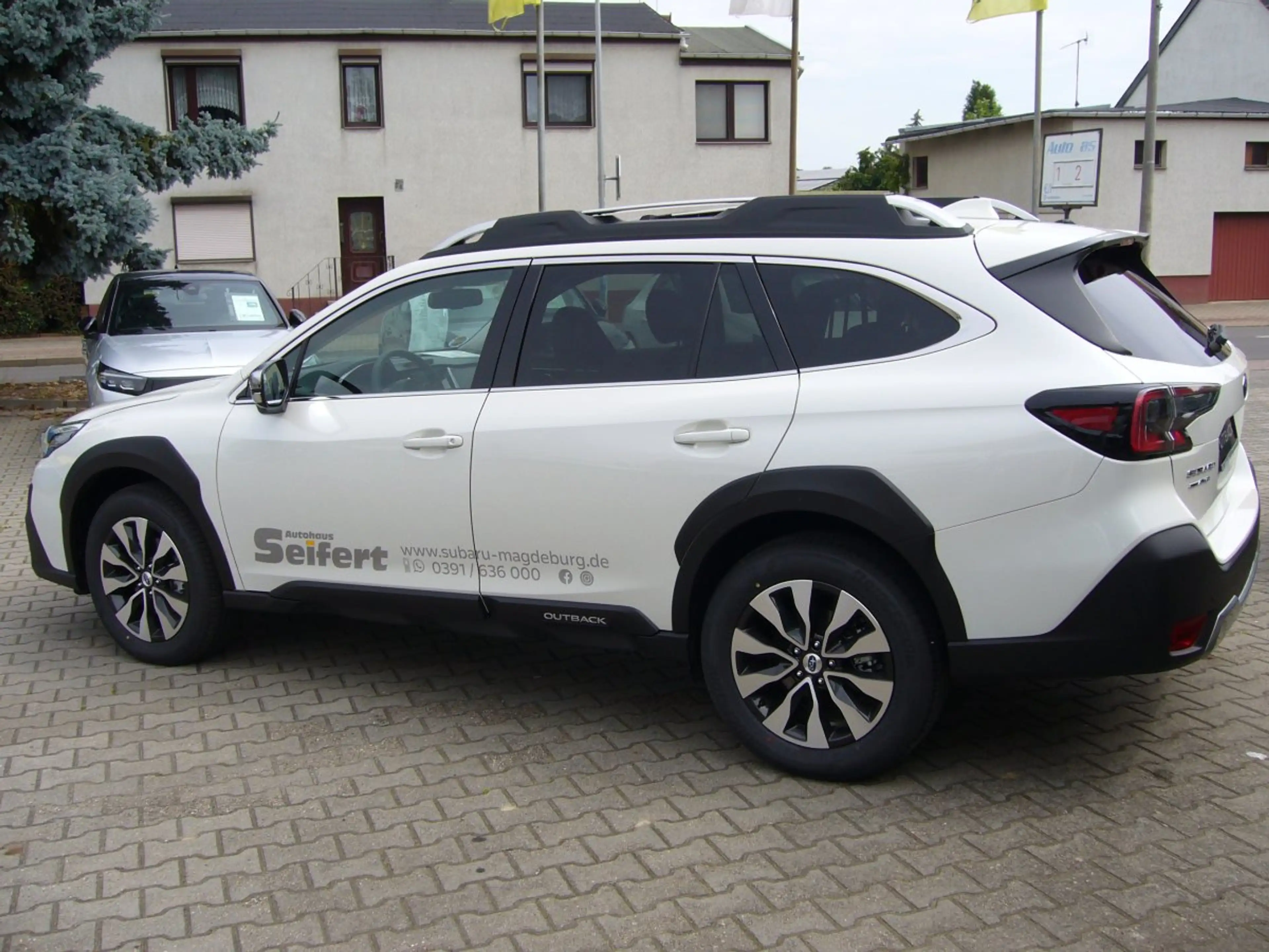 Subaru OUTBACK 2.5i Platinum (EURO 6e) — photo 4