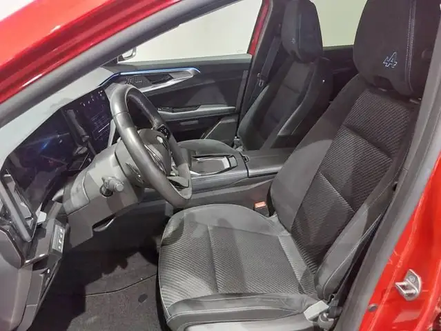 Renault Austral view 14