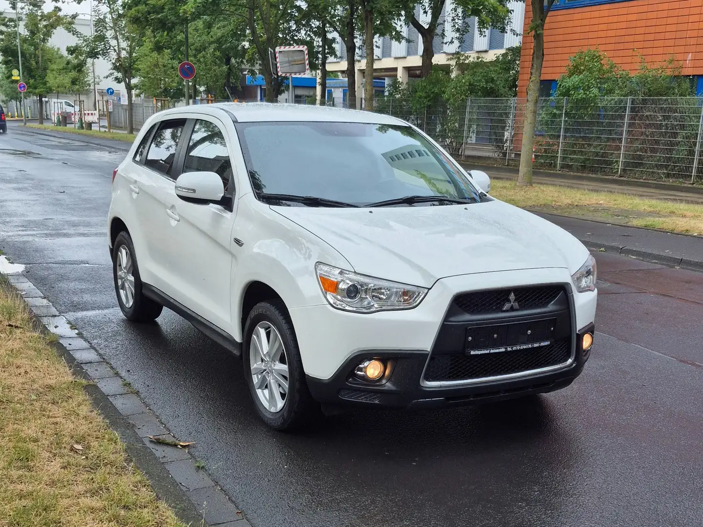 Mitsubishi ASX 1.6 2WD Edition II Blanc - 2