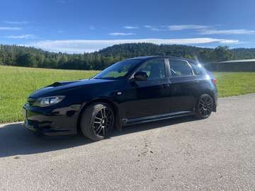 Hatchback 2,0D Sport