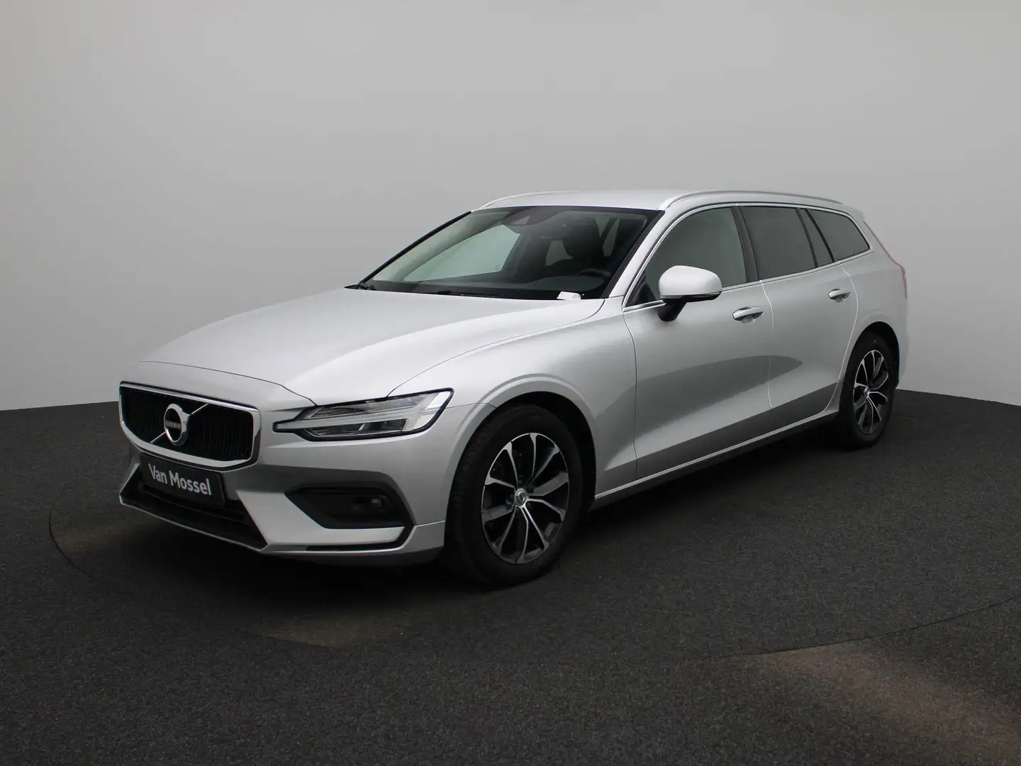 Volvo V60 D3 Geartronic Momentum Pro | Camera | Cruise contr Gris - 1