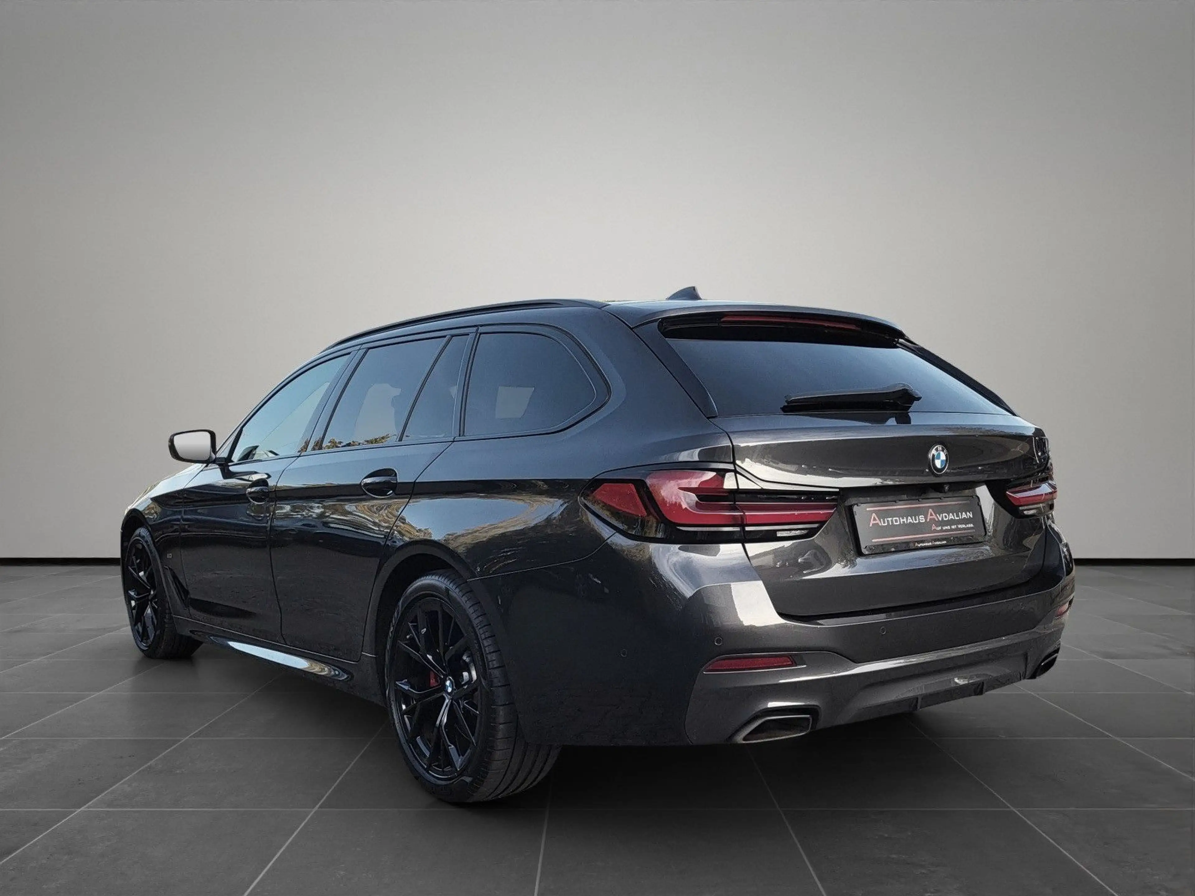 BMW 530 d Tour. M Sport Pro 360°|LASER|PANO|HUD|H&K — photo 2