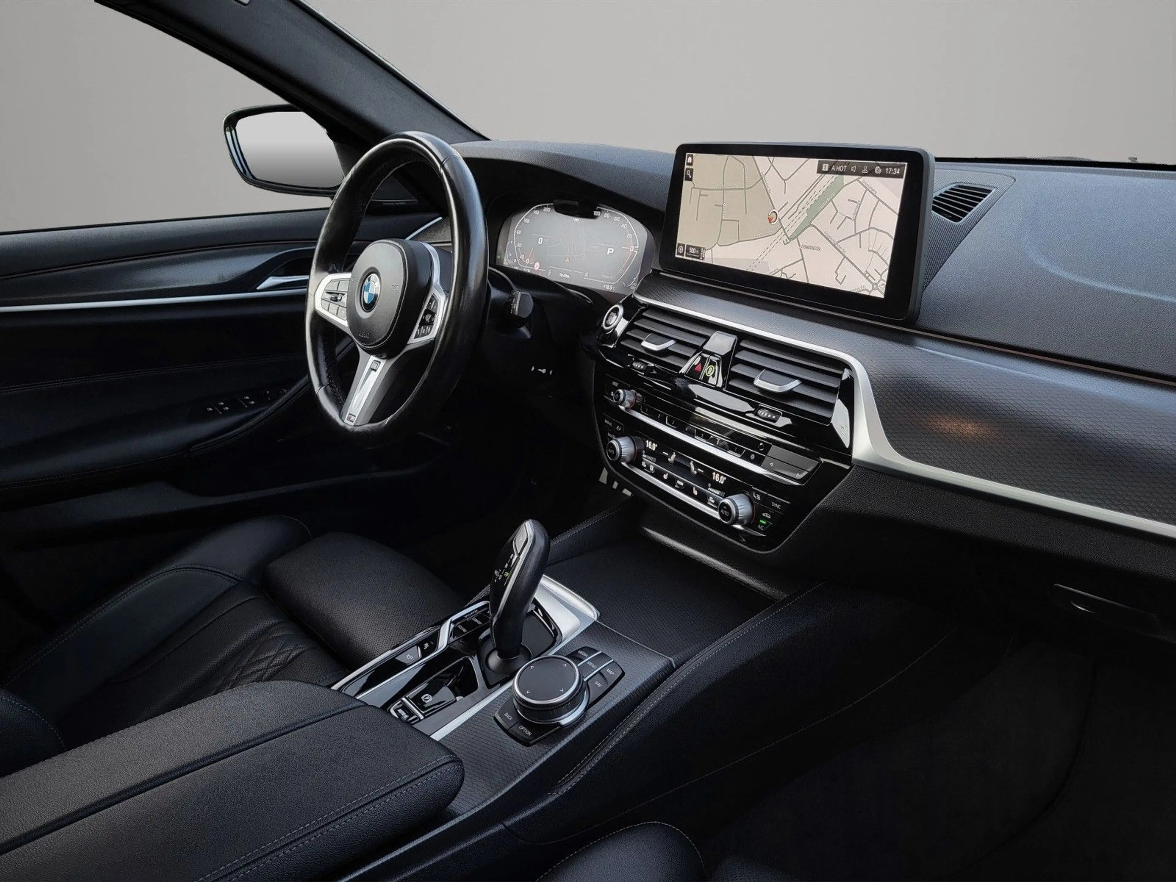 BMW 530 d Tour. M Sport Pro 360°|LASER|PANO|HUD|H&K — photo 8
