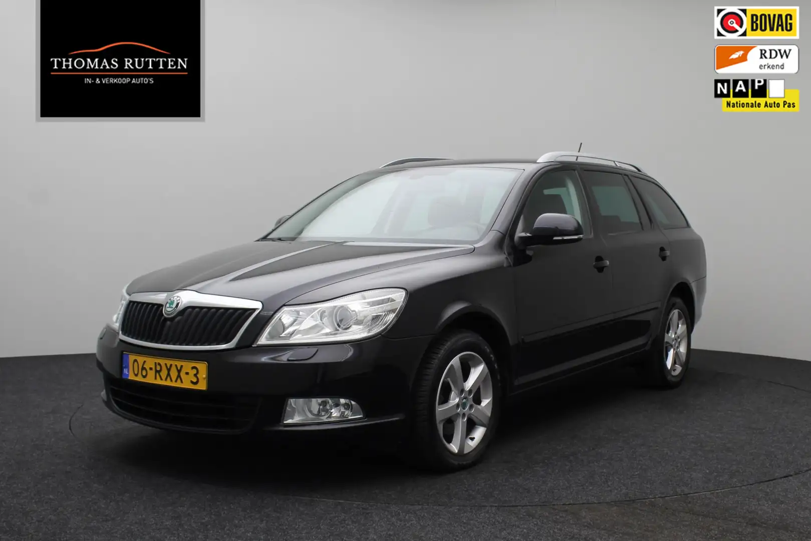 Skoda Octavia Combi 1.4 TSI Greentech Elegance Business Line 201 Zwart - 1