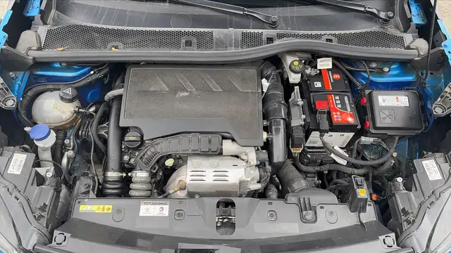 Peugeot 2008 view 15