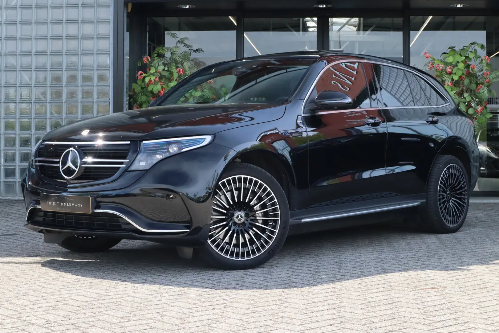 Mercedes-Benz EQC 400 4Matic | AMG-Line, 21 inch, Rij-assistentie Plus p Černá - 1