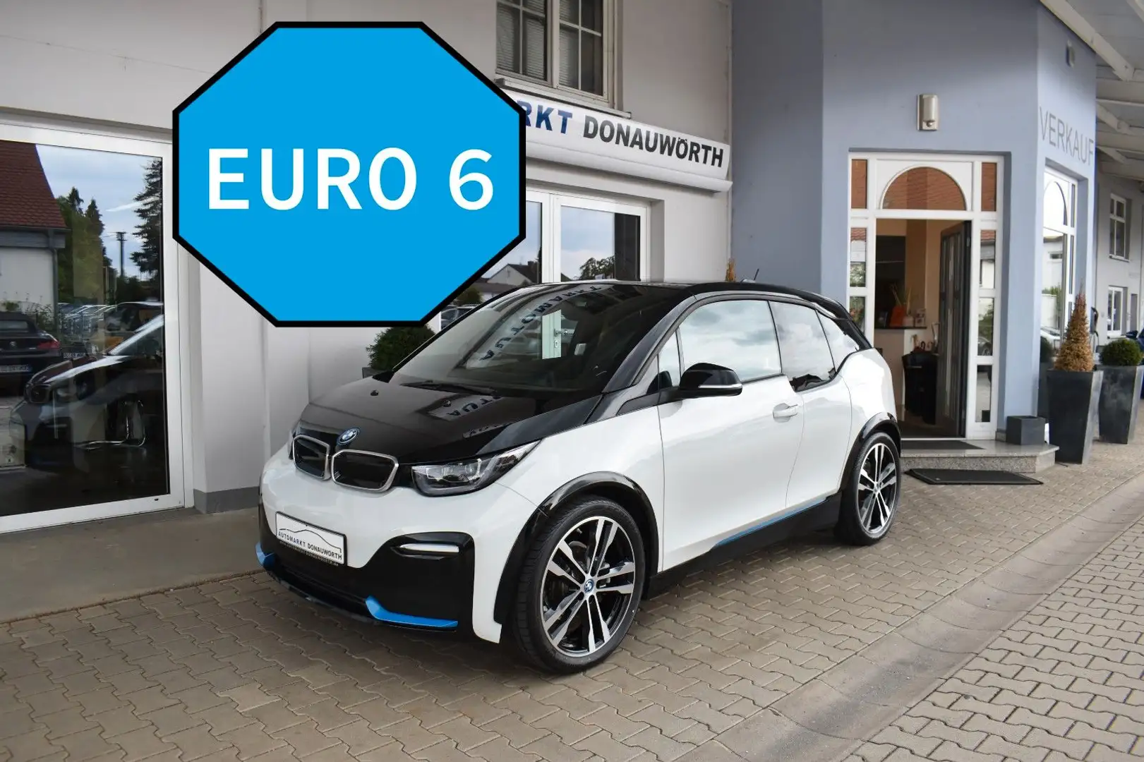 BMW i3 s 120 Ah Abstandstempomat Adaptive LED Pano Bianco - 2