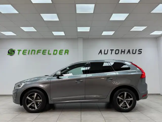 Volvo XC60 view 4