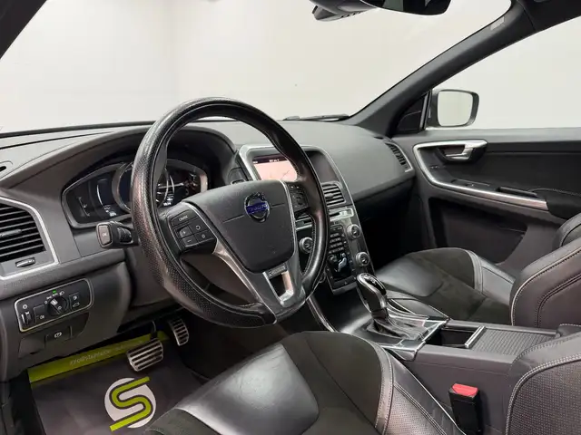 Volvo XC60 view 10