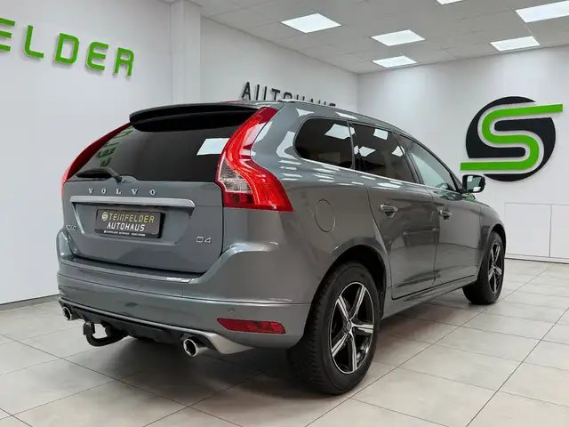 Volvo XC60 view 7