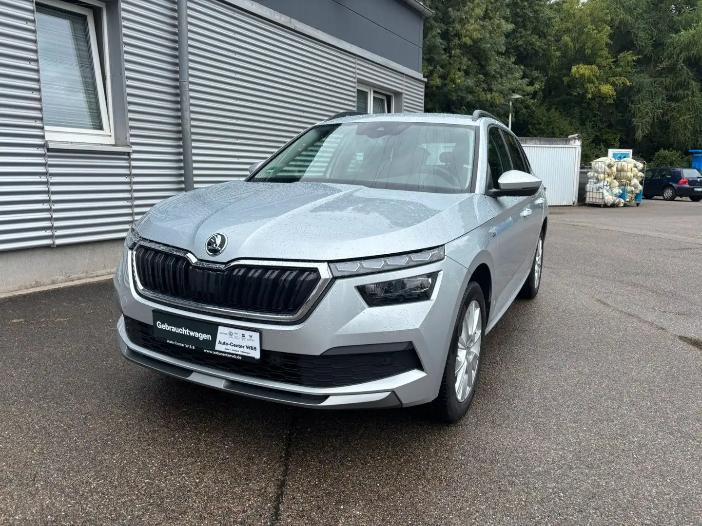 Skoda Kamiq Clever 1.0 TSI DSG Silber - 1