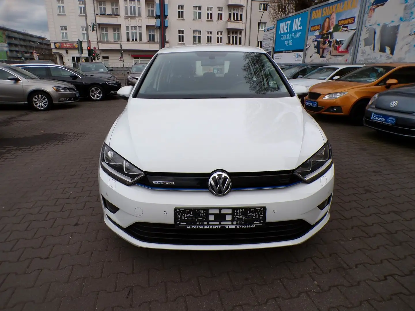 Volkswagen Golf Sportsvan 1.6 TDI Comfortline BMT Weiß - 2
