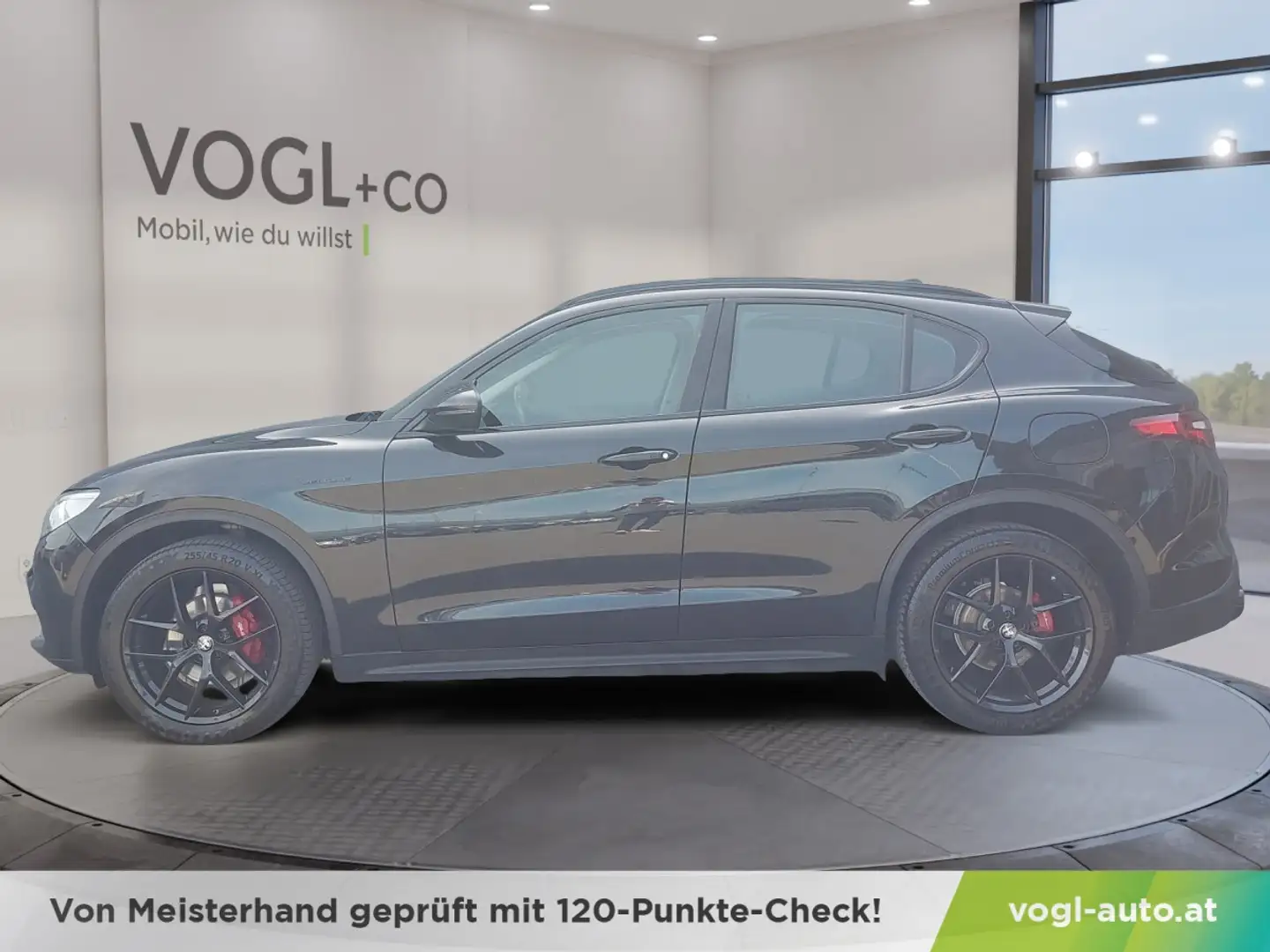 Alfa Romeo Stelvio B-Tech 2,2 ATX AWD Schwarz - 2