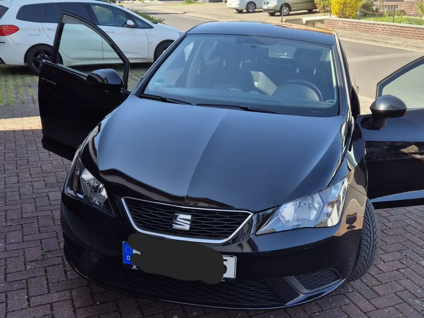SEAT Ibiza Ibiza  5-Türer 1.0 MPI Reference Schwarz - 2