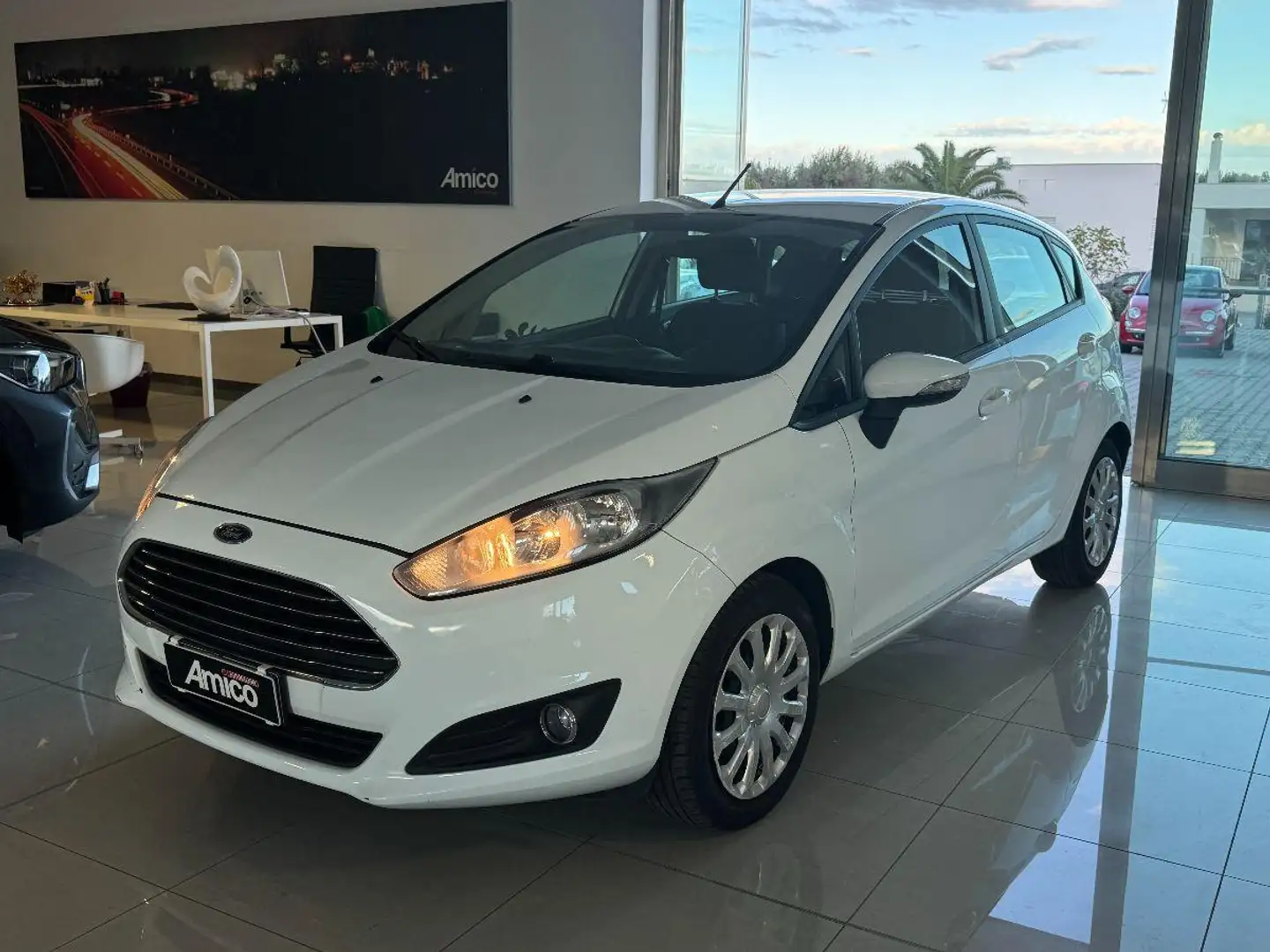 Ford Fiesta 1.5 TDCi 75CV 5p. 120.000 Km Blanco - 1