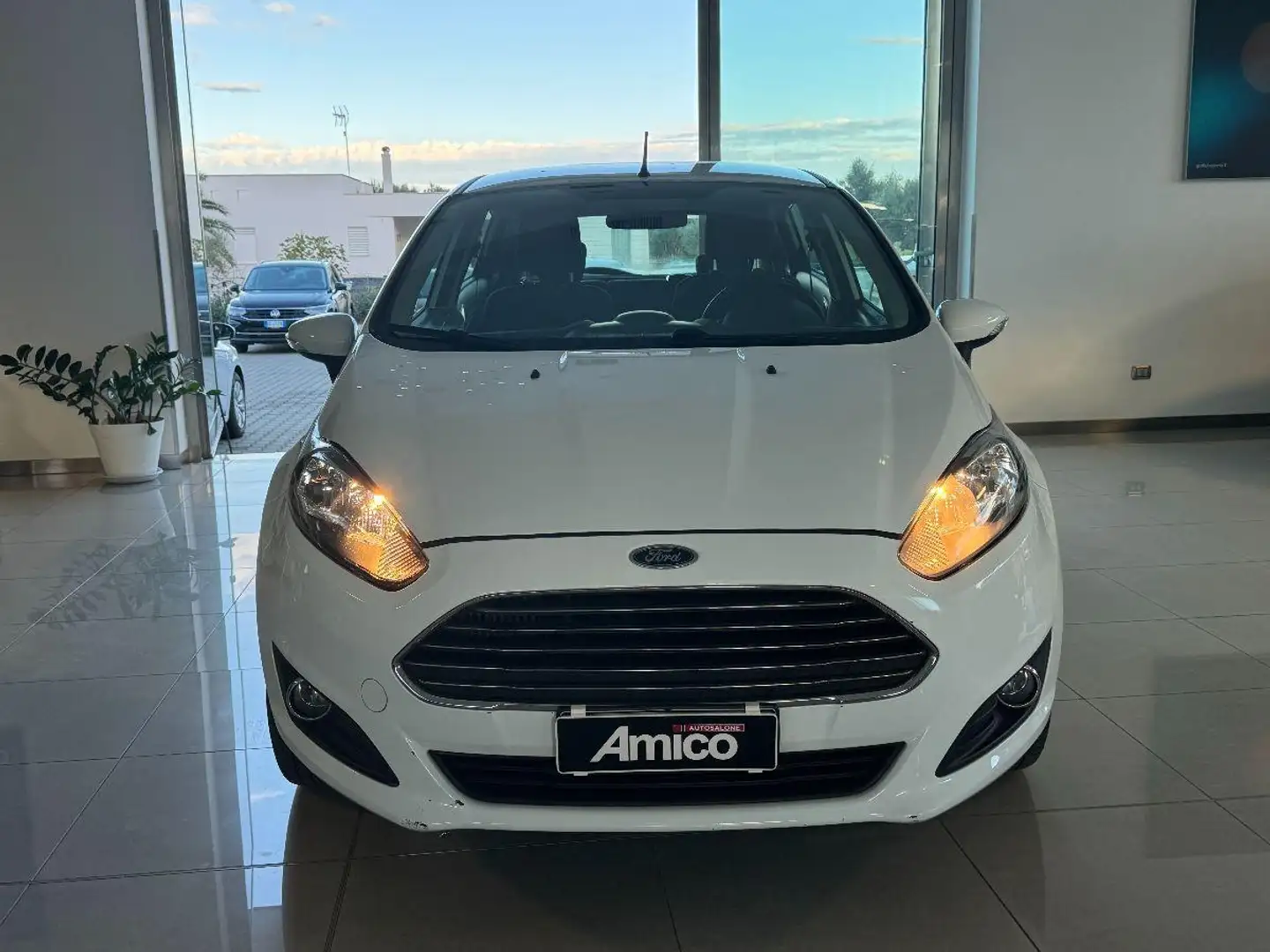 Ford Fiesta 1.5 TDCi 75CV 5p. 120.000 Km Blanco - 2