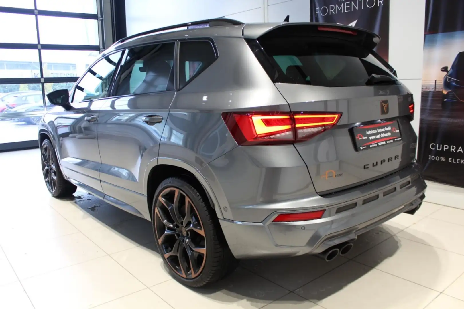 CUPRA Ateca Edition VZ 2.0TSI DSG 4Drive LED/NAVI/HIFI Klima Grau - 2