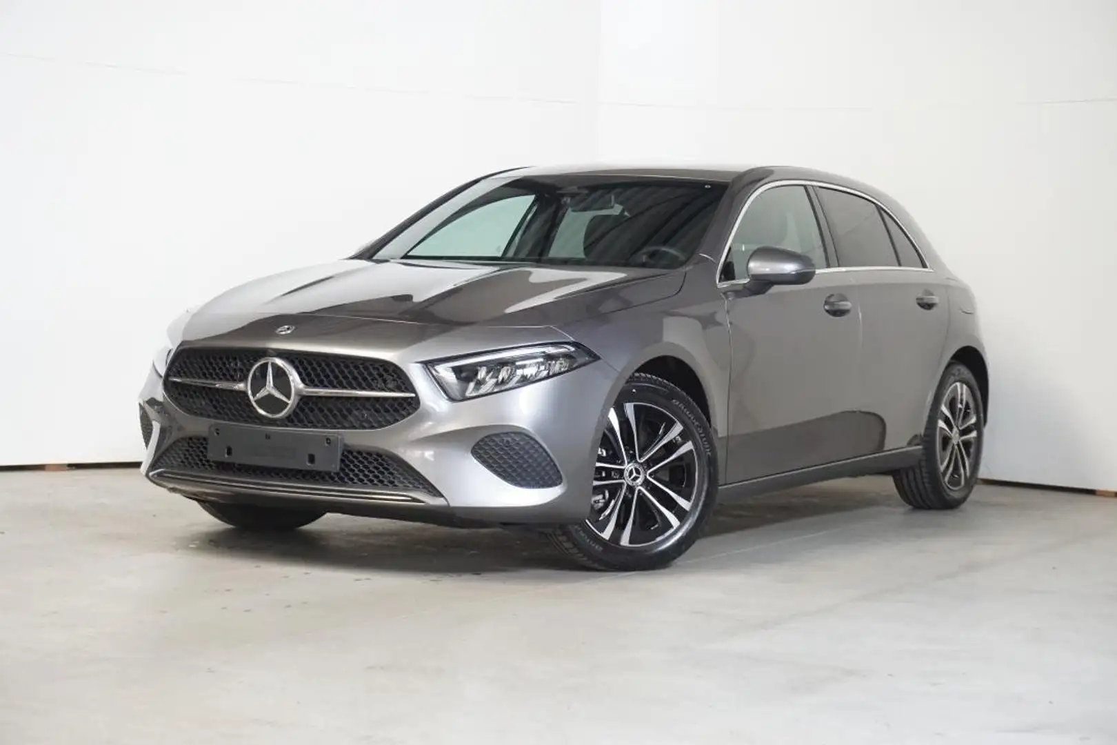 Mercedes-Benz A 250 e Gris - 1