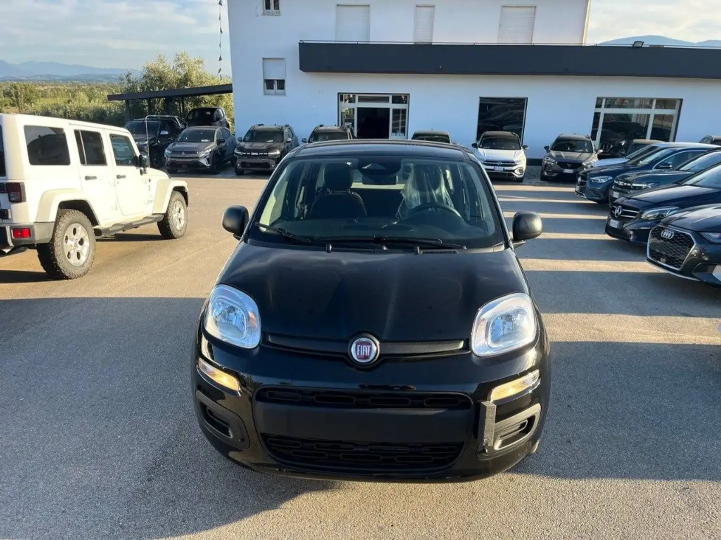 Fiat Panda 1.0 FireFly S&S Hybrid Schwarz - 1
