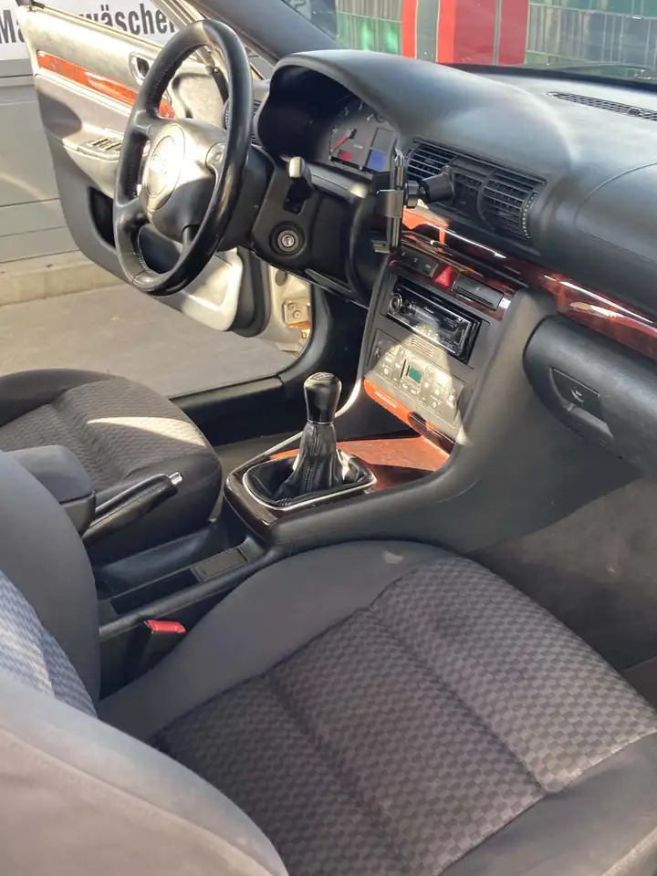 Audi A4 Avant 1.9 TDI, foto 4