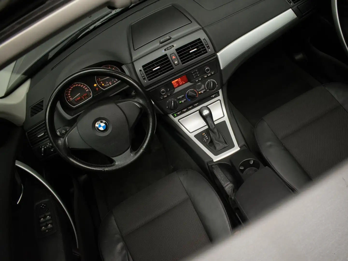 BMW X3 2.5si Executive Sport 6 CILINDER (PANORAMADAK,STOE Zwart - 2