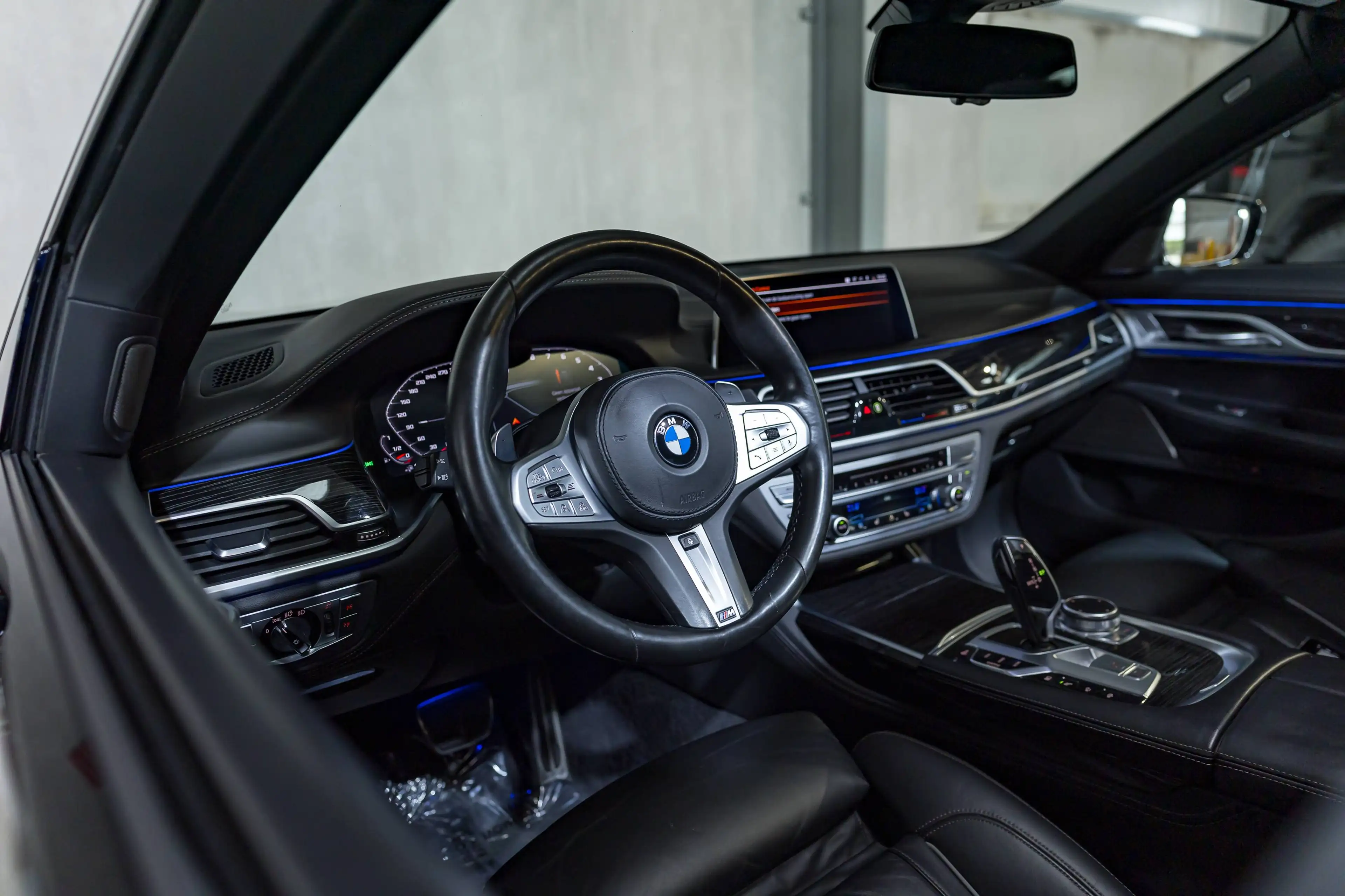 BMW 745 745eAS M PHEV - MPACK | PANO | HUD | SOFTCLOSE | A. LED | — photo 7