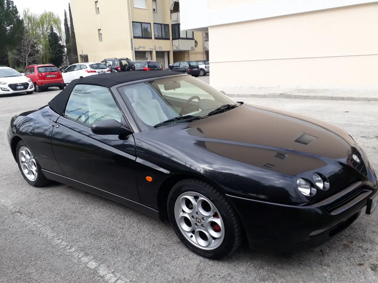Alfa Romeo Spider 2.0 ts 16v, foto 1