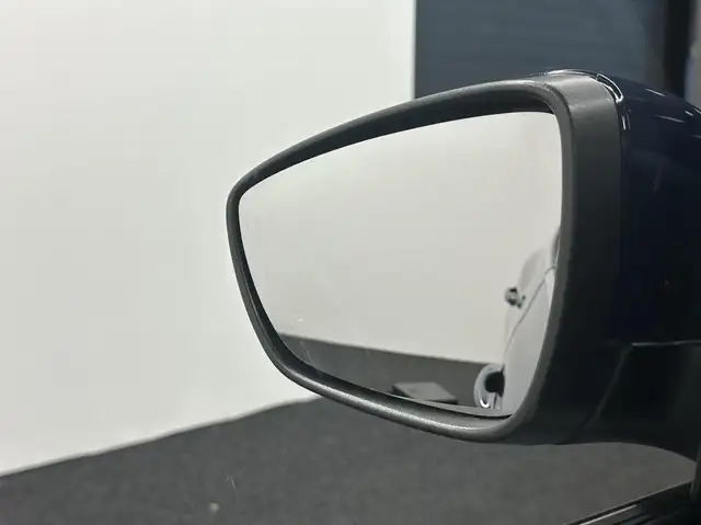 Ford Focus view 14