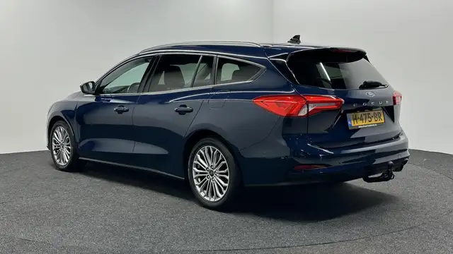 Ford Focus view 4