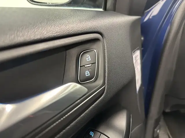 Ford Focus view 20