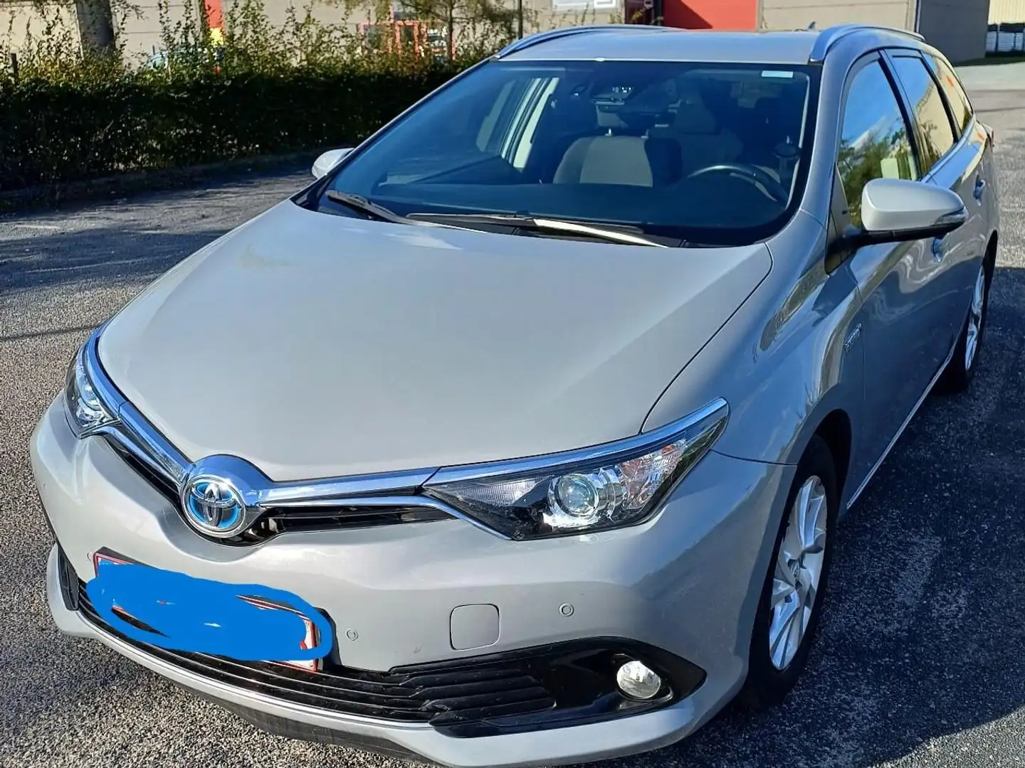 Toyota Auris HYBRIDE ELEC/ESSENCE 1.8cc Gris - 1