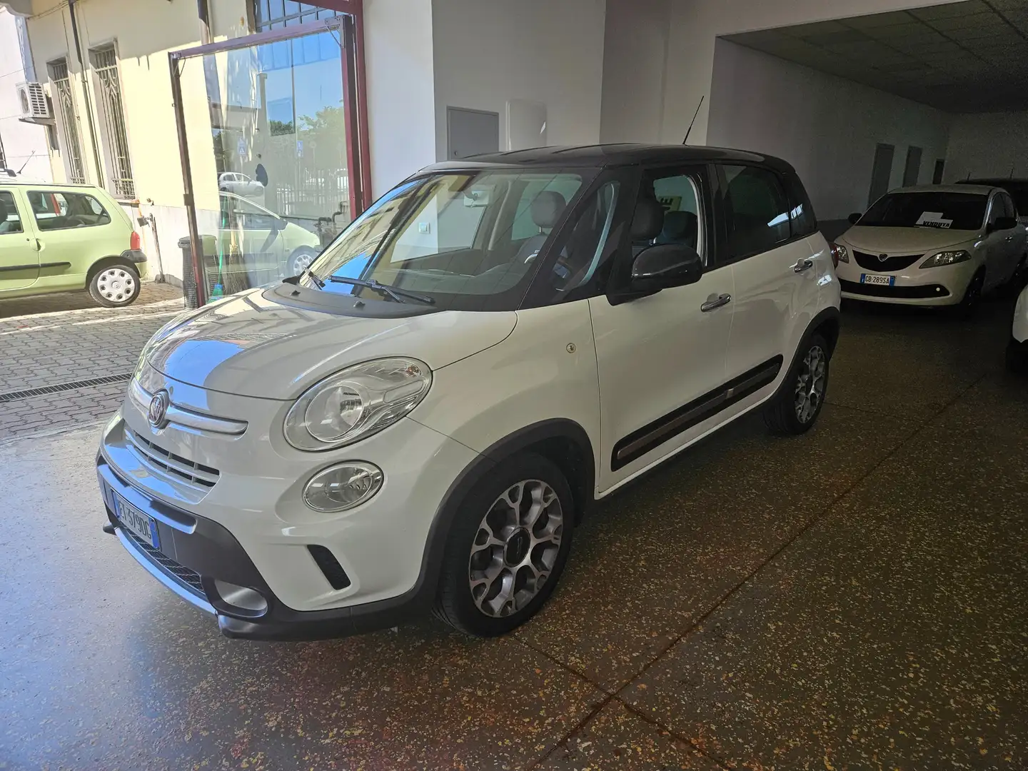 Fiat 500L 500L 1.6 mjt Trekking 105cv Fehér - 1