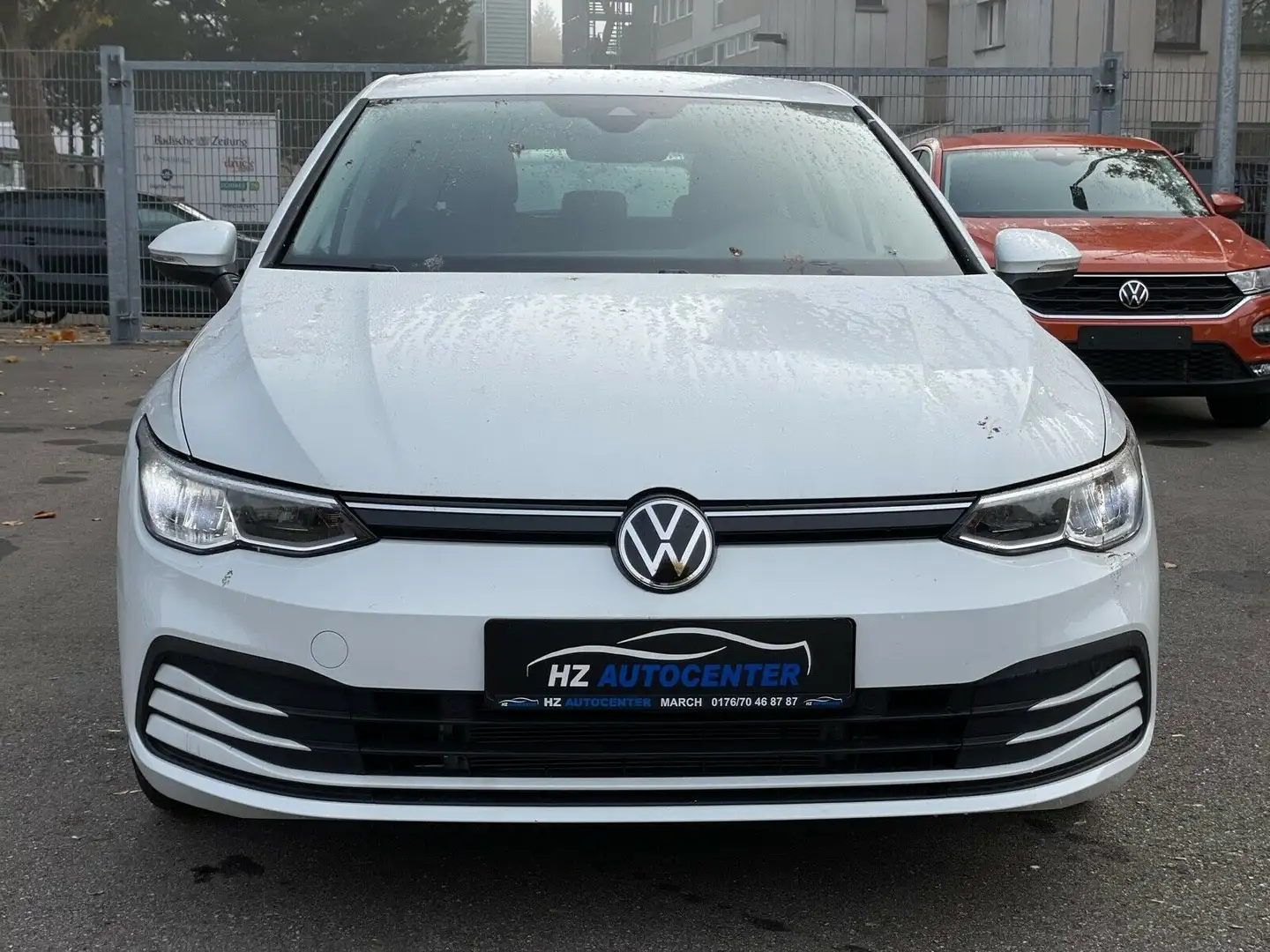 Volkswagen Golf VIII Lim. Life*NAVI*LED*SHZ*Lenkradheizung Weiß - 2
