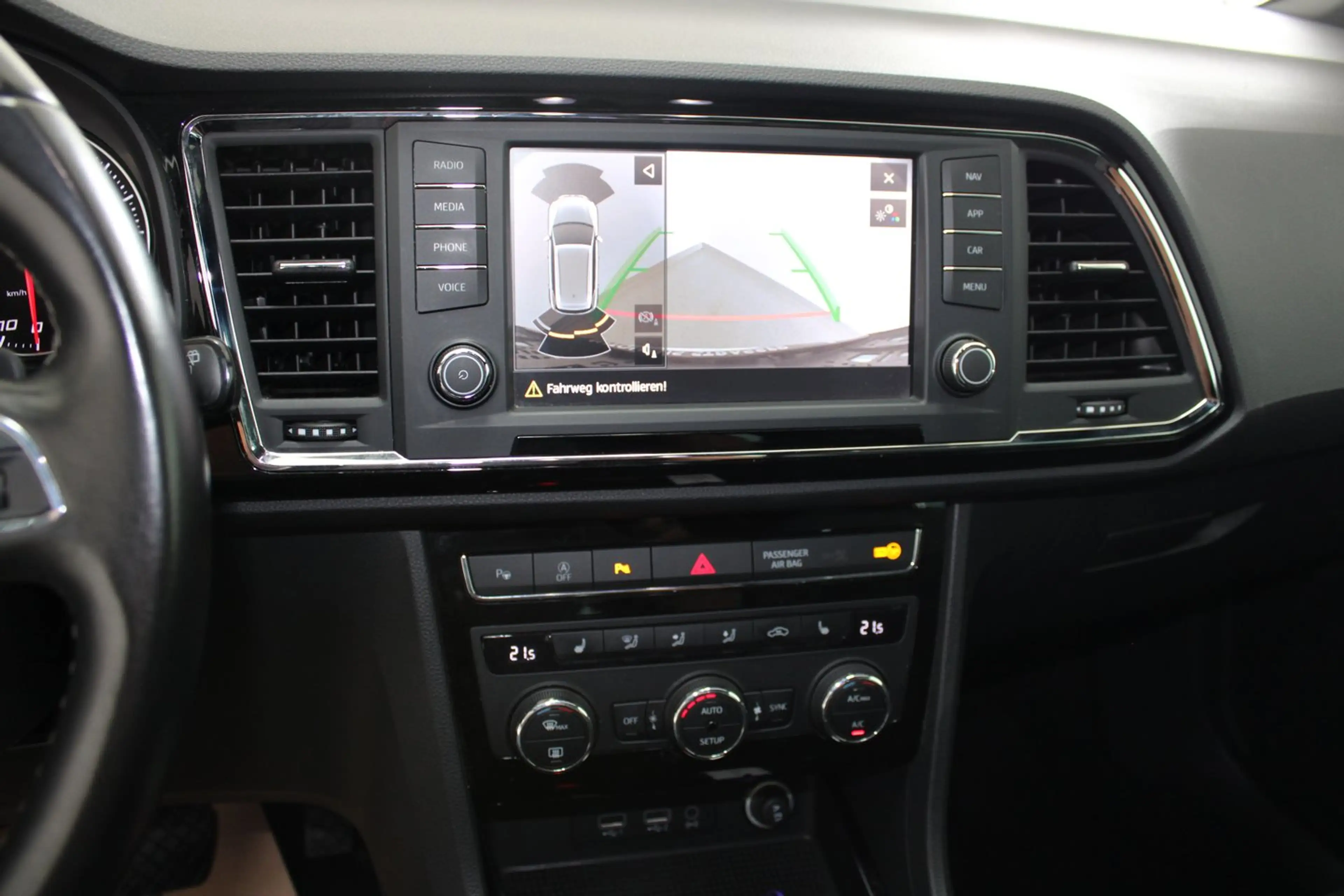 SEAT Ateca Xcellence 2.0 TDI DSG 4Drive — photo 9