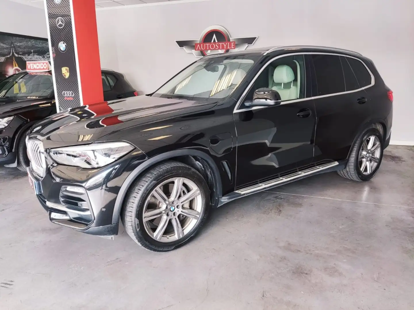 BMW X5 xDrive45e Negro - 2