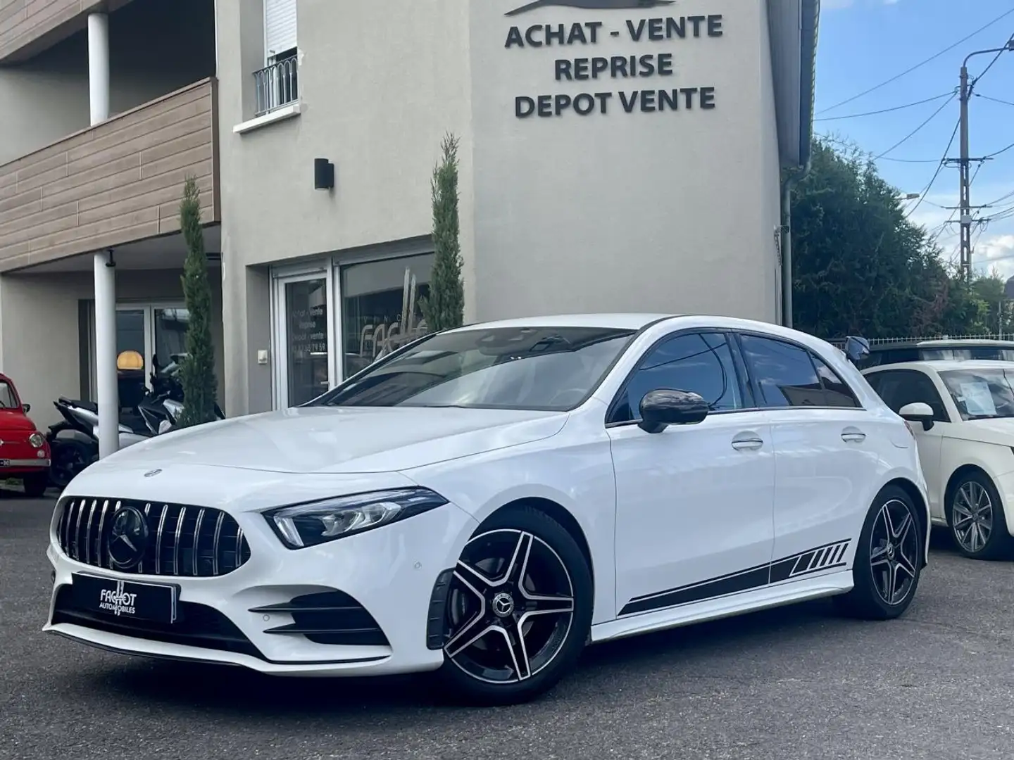 Mercedes-Benz CL A 180 d - BV 7G-DCT  AMG Line 5P - Blanc - 1
