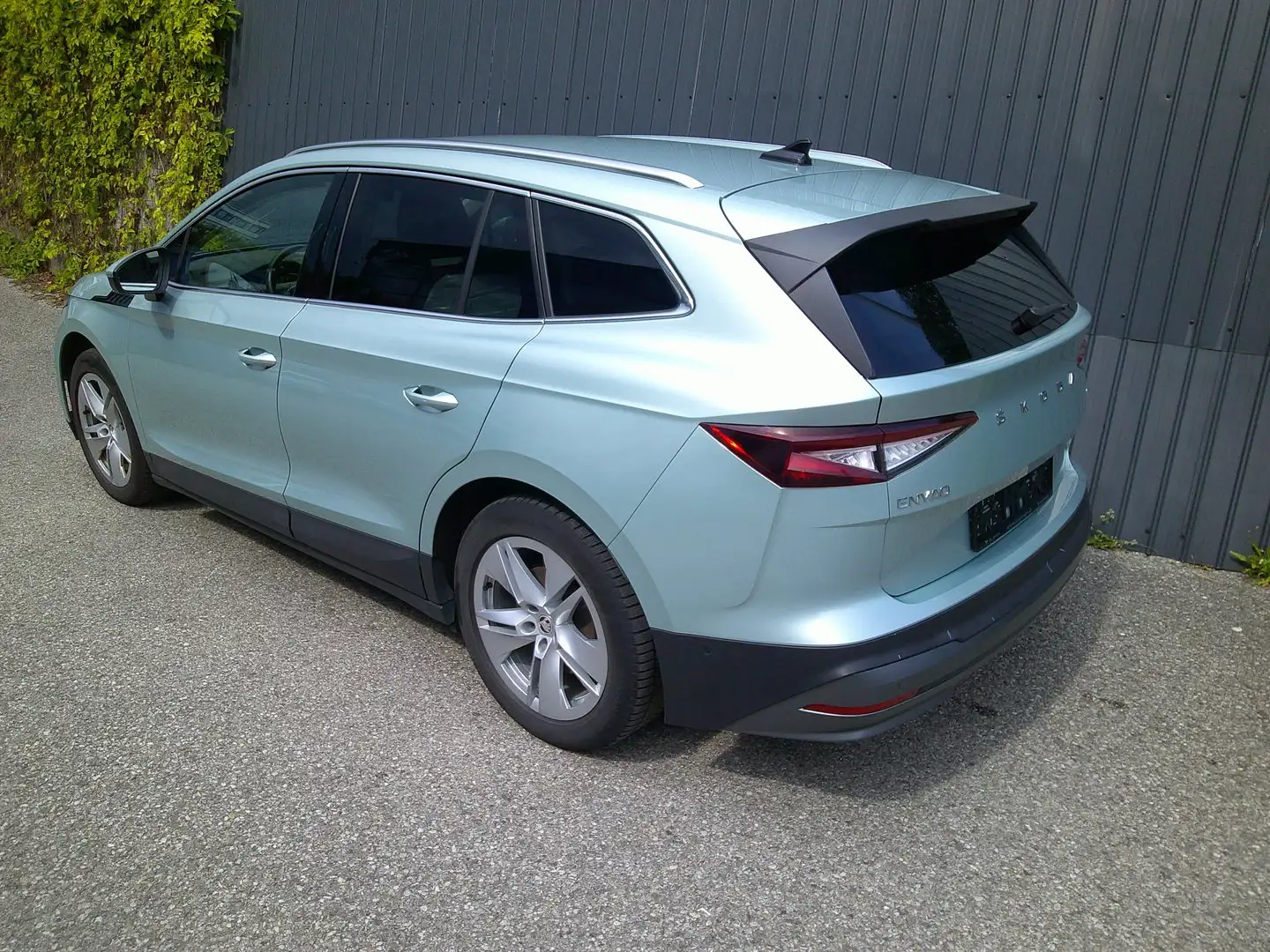 Skoda Enyaq 80 Silber - 2