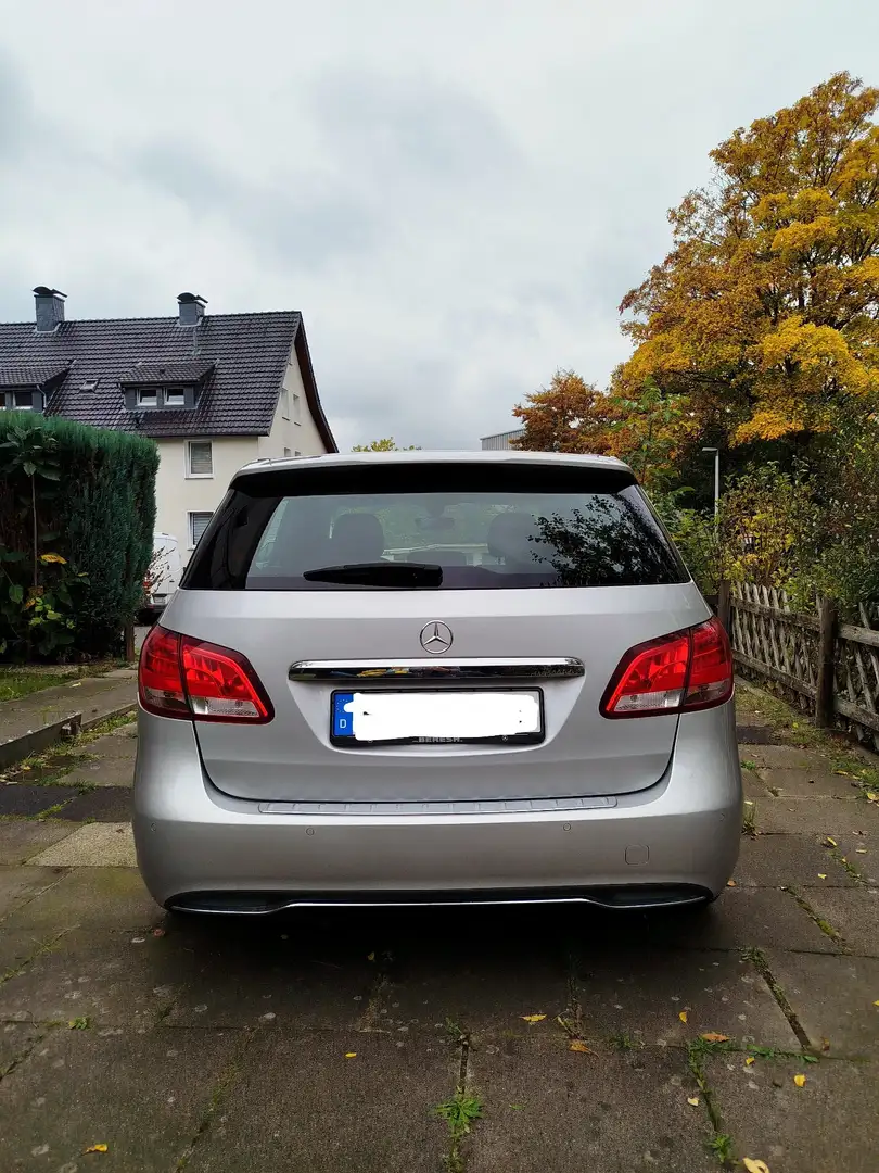 Mercedes-Benz 180 Grau - 2