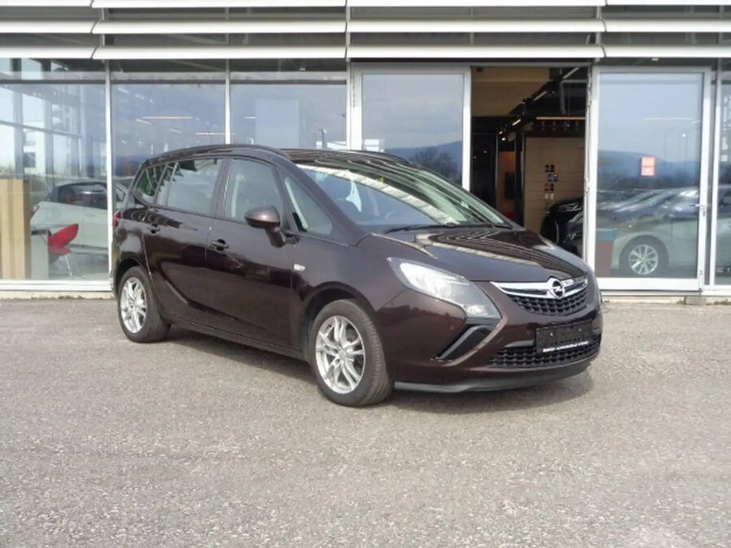 Opel Zafira Tourer Edition 2,0 CDTI Braun - 1