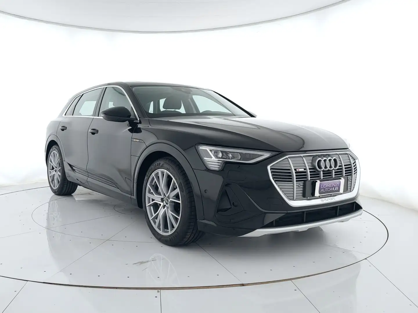Audi e-tron 50 S line Edition quattro cvt TETTO PANO APRIBILE+ Чорний - 1