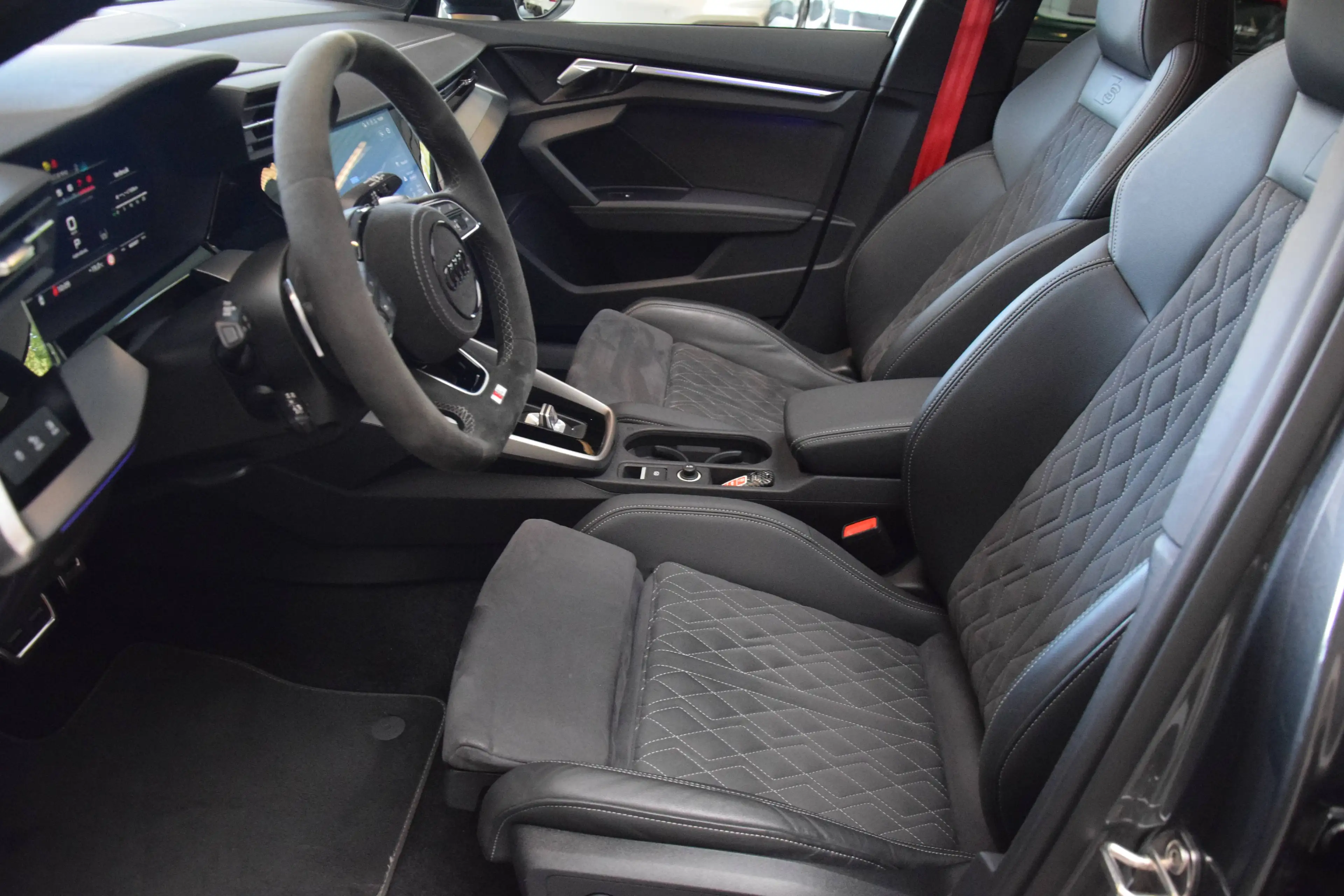 Audi S3 Sportback 2.0 TFSI Quattro 05/2024 - Full Option!! — photo 4