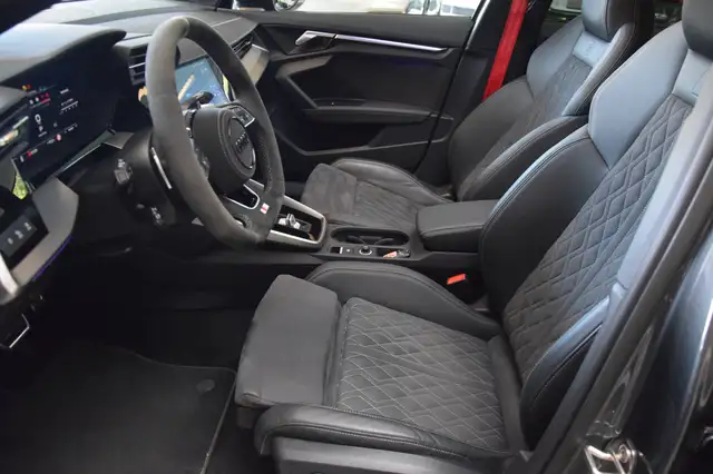 Audi S3 view 4
