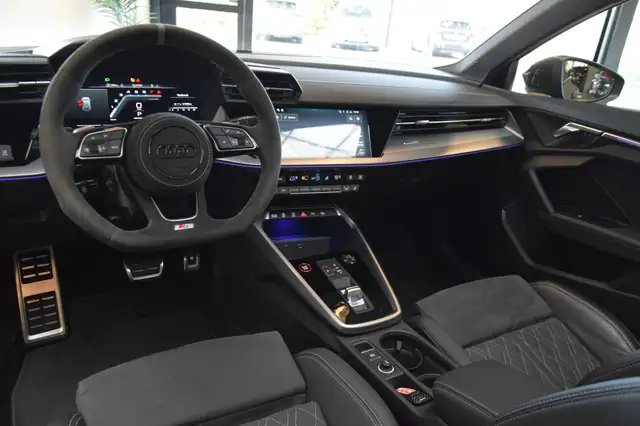 Audi S3 view 14