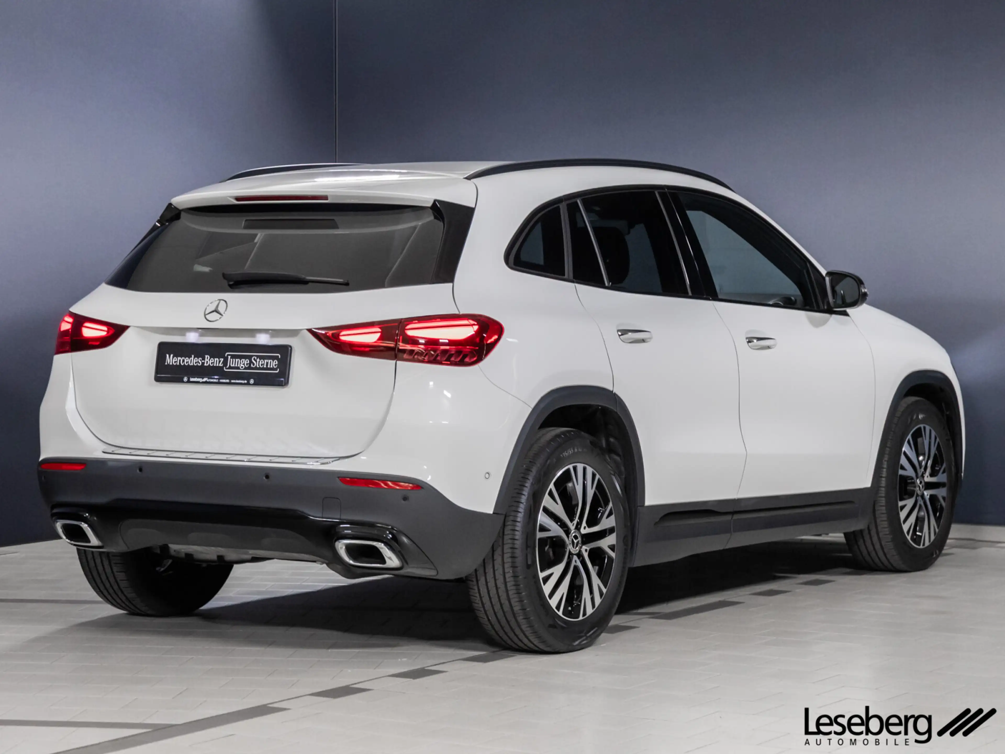 Mercedes-Benz GLA 180 GLA 180 Progress. Adv.+ Night/Multibeam/Distron. — photo 2